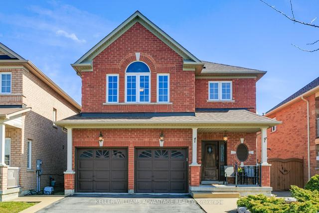 107 Eastbrook Way, House detached with 3 bedrooms, 4 bathrooms and 4 parking in Brampton ON | Image 1