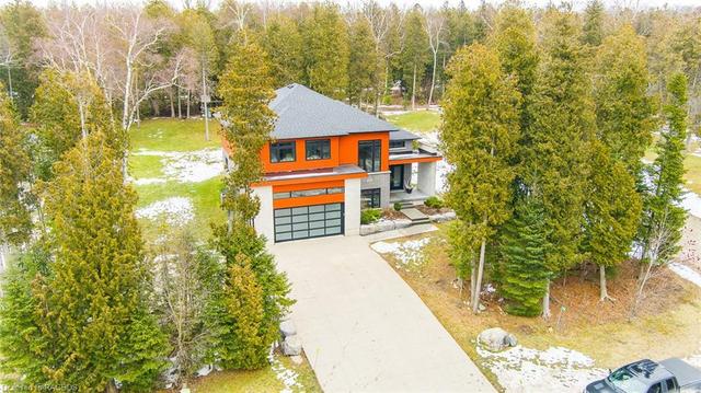 142 Upper Lorne Beach Road, House detached with 4 bedrooms, 3 bathrooms and 8 parking in Kincardine ON | Image 42