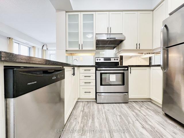 910 - 111 Upper Duke Cres, Condo with 2 bedrooms, 2 bathrooms and 1 parking in Markham ON | Image 16