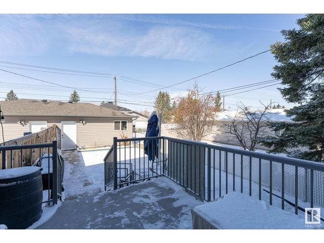 9834 162 St Nw Nw, House semidetached with 3 bedrooms, 2 bathrooms and null parking in Edmonton AB | Image 9