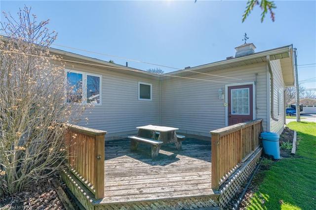 102 Huron Street E, House detached with 2 bedrooms, 2 bathrooms and 5 parking in South Huron ON | Image 20