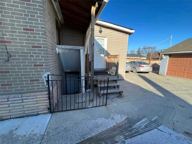 2151 Kipling Ave, House detached with 3 bedrooms, 3 bathrooms and 10 parking in Toronto ON | Image 23