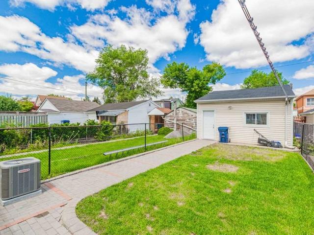 20 Emmett Ave, House semidetached with 2 bedrooms, 2 bathrooms and 2 parking in Toronto ON | Image 15