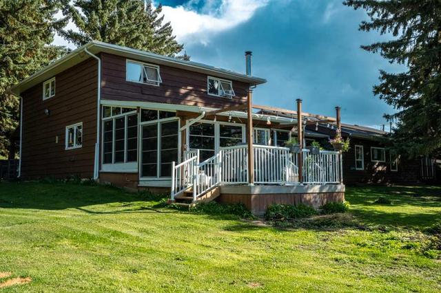 384040 22 Highway, House detached with 5 bedrooms, 2 bathrooms and 3 parking in Clearwater County AB | Image 35