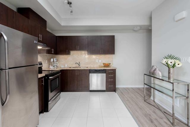 C24 - 26 Bruce St, Townhouse with 2 bedrooms, 2 bathrooms and 1 parking in Vaughan ON | Image 3