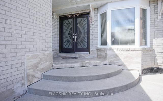 14 Songsparrow Dr, House detached with 4 bedrooms, 4 bathrooms and 6 parking in Brampton ON | Image 34