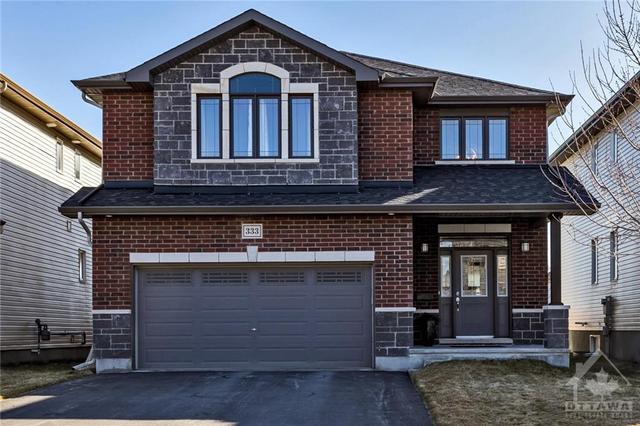 333 Devonian Way, House detached with 4 bedrooms, 3 bathrooms and 6 parking in Ottawa ON | Image 1