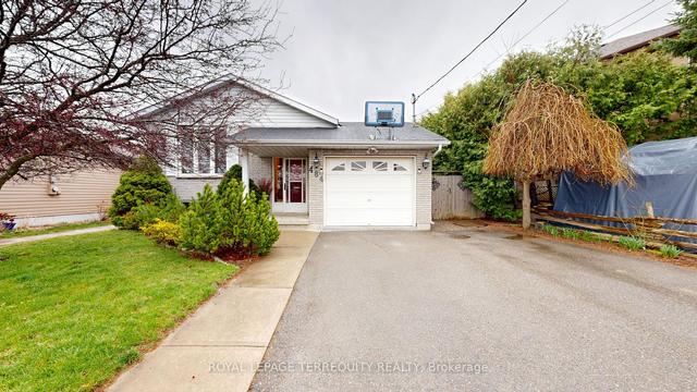 484 Otonabee Dr, House detached with 3 bedrooms, 2 bathrooms and 3 parking in Peterborough ON | Image 12