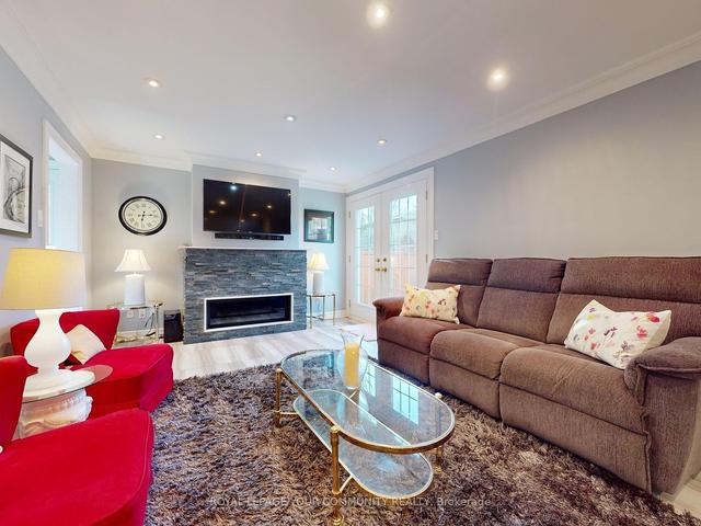 12 Apple Orchard Path, House detached with 4 bedrooms, 3 bathrooms and 6 parking in Markham ON | Image 35