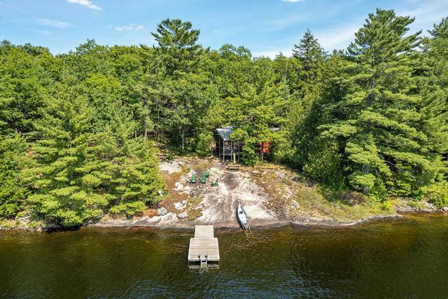 2-1138 Bass Lake Rd, House detached with 2 bedrooms, 1 bathrooms and 5 parking in Muskoka Lakes ON | Card Image