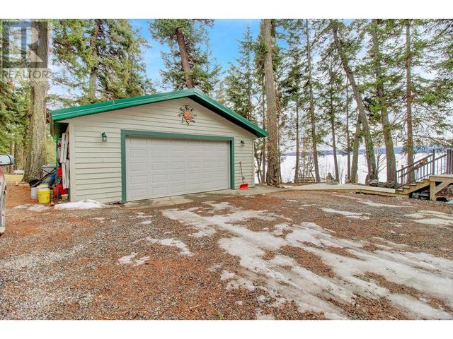 3813 Stones Bay Road, House detached with 2 bedrooms, 3 bathrooms and null parking in Bulkley Nechako C BC | Image 2