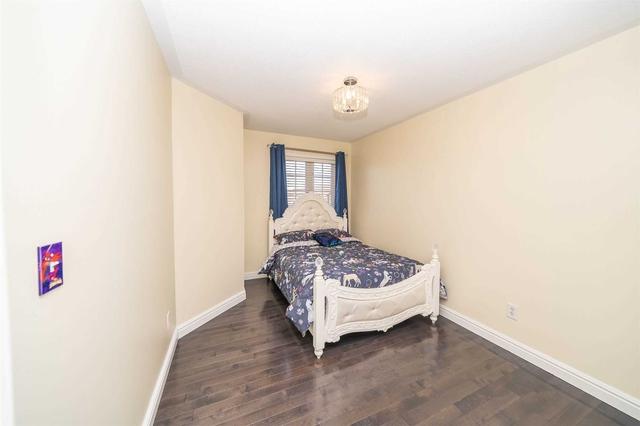 1230 Windbrook Grve, House semidetached with 3 bedrooms, 3 bathrooms and 2 parking in Mississauga ON | Image 5