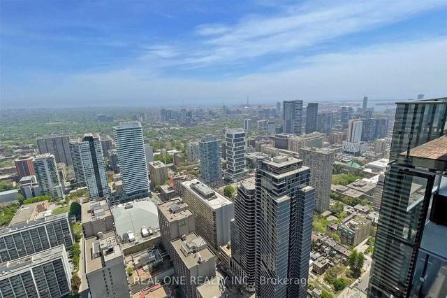 5808 - 7 Grenville St, Condo with 1 bedrooms, 1 bathrooms and 0 parking in Toronto ON | Image 1