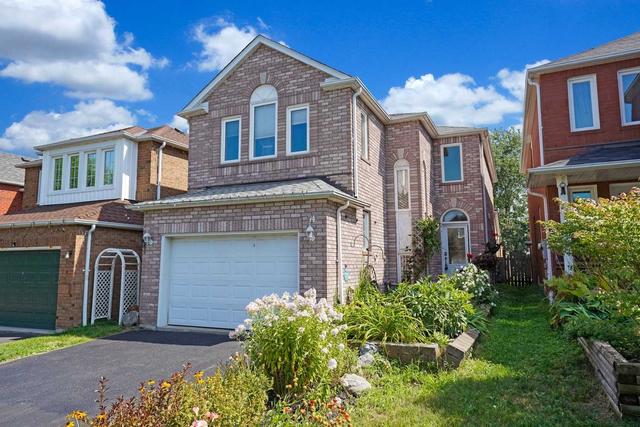 74 Booth Cres, House detached with 4 bedrooms, 3 bathrooms and 5 parking in Ajax ON | Image 12