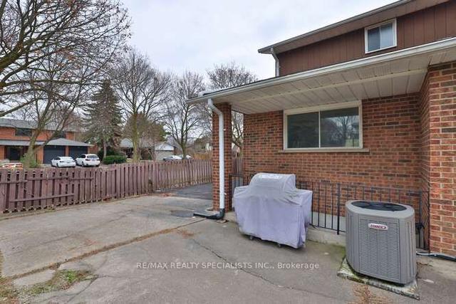 1803 Deer's Wold, House detached with 4 bedrooms, 4 bathrooms and 6 parking in Mississauga ON | Image 31