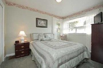 37 Rideout St, House detached with 3 bedrooms, 2 bathrooms and 4 parking in Ajax ON | Image 5