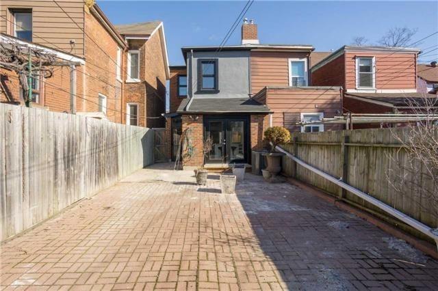 upper - 202 Bellwoods Ave, House semidetached with 3 bedrooms, 2 bathrooms and 2 parking in Toronto ON | Image 4