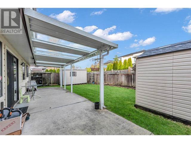 3891 Scotsdale Place, House detached with 6 bedrooms, 3 bathrooms and 6 parking in Richmond BC | Image 25