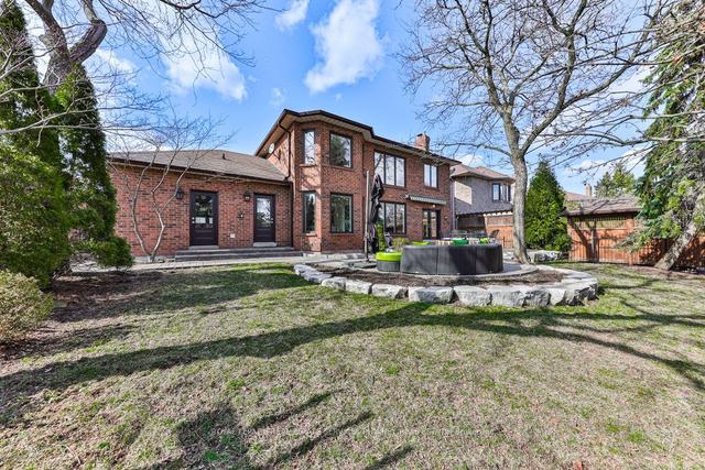 1036 Masters Green, House detached with 4 bedrooms, 4 bathrooms and 6 parking in Oakville ON | Image 32
