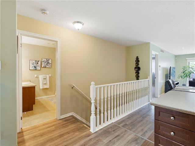 563 Grey Street, House semidetached with 3 bedrooms, 2 bathrooms and 1 parking in Brantford ON | Image 7
