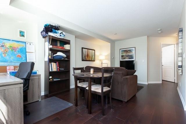 1004 - 140 Simcoe St, Condo with 1 bedrooms, 1 bathrooms and null parking in Toronto ON | Image 6