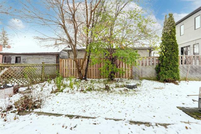 425 Ridelle Ave, House detached with 2 bedrooms, 2 bathrooms and 3 parking in Toronto ON | Image 9
