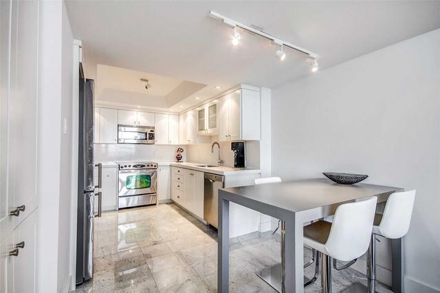 2105 - 1166 Bay St, Condo with 2 bedrooms, 2 bathrooms and 2 parking in Toronto ON | Image 5