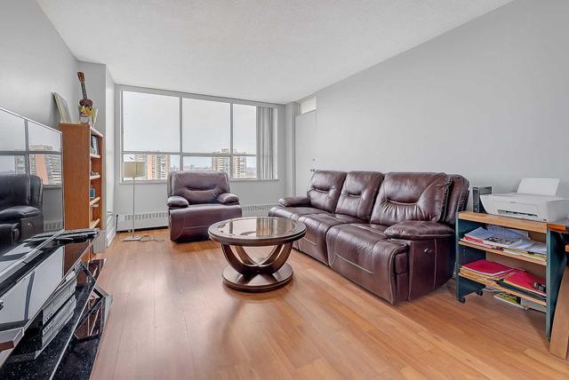 2105 - 320 Dixon Rd, Condo with 2 bedrooms, 1 bathrooms and 1 parking in Toronto ON | Image 21