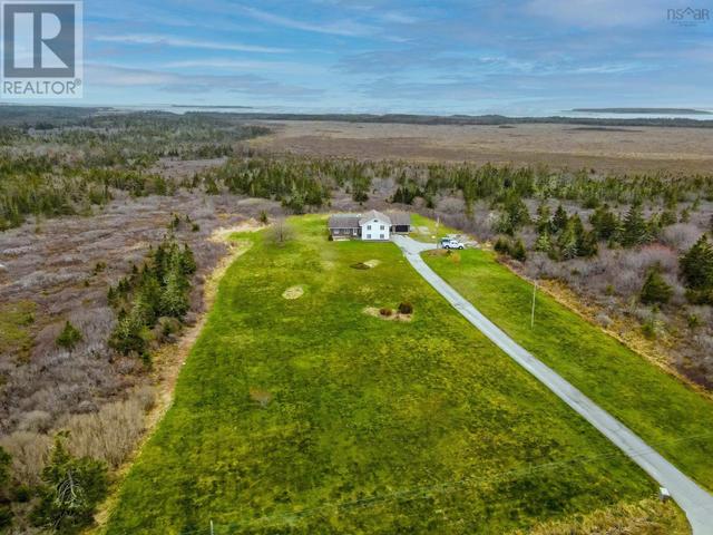 8201 Highway 3, House detached with 4 bedrooms, 2 bathrooms and null parking in Barrington NS | Image 9