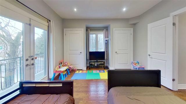3706 Bathurst St, House attached with 4 bedrooms, 3 bathrooms and 1 parking in Toronto ON | Image 5