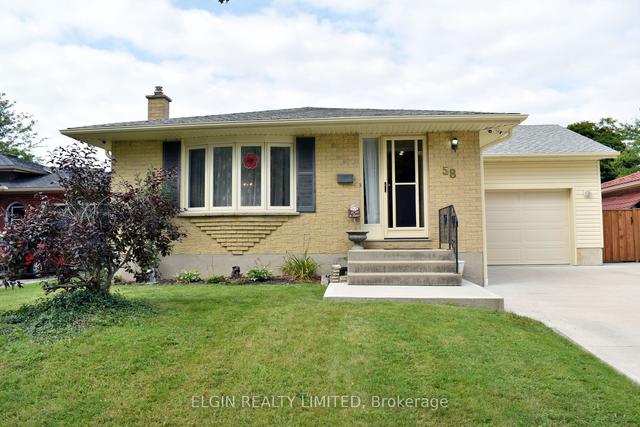58 Ponderosa Cres, House detached with 3 bedrooms, 2 bathrooms and 5 parking in London ON | Image 1