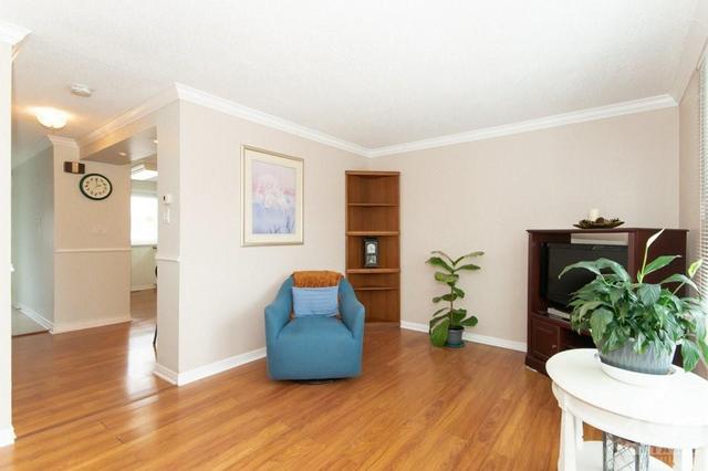 g - 52 Sumac Street, Townhouse with 3 bedrooms, 2 bathrooms and 1 parking in Ottawa ON | Image 14