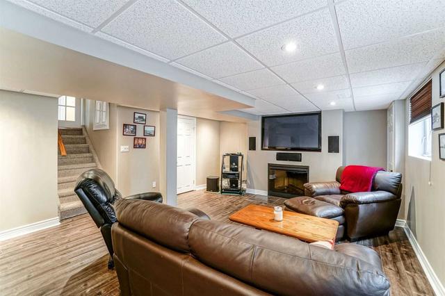 358 Delrex Blvd, House detached with 4 bedrooms, 3 bathrooms and 3 parking in Halton Hills ON | Image 30