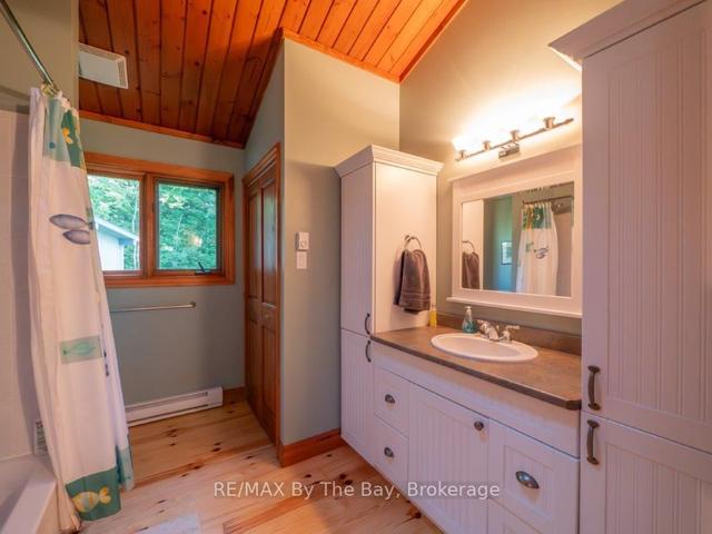 23212 Georgian Bay Shore, House detached with 3 bedrooms, 2 bathrooms and 0 parking in Georgian Bay ON | Image 19
