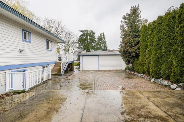 6152 175b Street, House detached with 4 bedrooms, 2 bathrooms and 8 parking in Surrey BC | Image 26