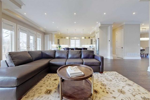 7 Westacres Dr, House detached with 4 bedrooms, 4 bathrooms and 6 parking in Toronto ON | Image 19
