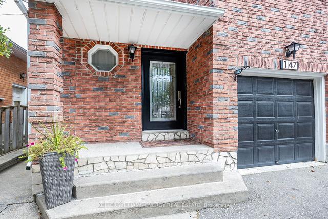 147 Adele Cres, House detached with 3 bedrooms, 3 bathrooms and 3 parking in Oshawa ON | Image 12