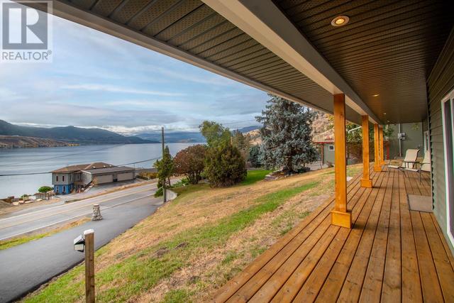 7715 Tronson Road, House detached with 5 bedrooms, 3 bathrooms and 6 parking in Vernon BC | Image 5