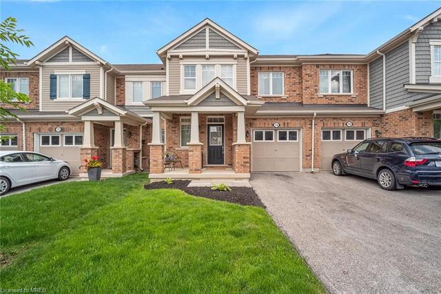 74 Reichert Court, House attached with 3 bedrooms, 2 bathrooms and 3 parking in Milton ON | Image 3
