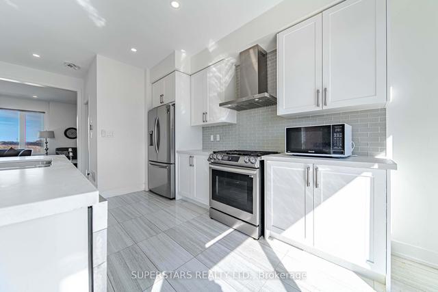 11701 Tenth Line, House attached with 3 bedrooms, 3 bathrooms and 4 parking in Markham ON | Image 6