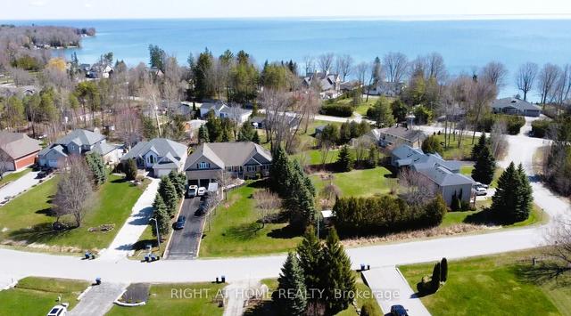 3608 Linda St, House detached with 4 bedrooms, 3 bathrooms and 8 parking in Innisfil ON | Image 29