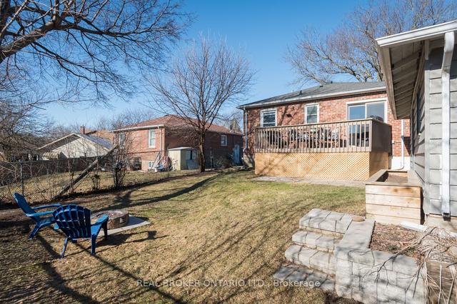 23 Mary St, House detached with 3 bedrooms, 2 bathrooms and 5 parking in Halton Hills ON | Image 35