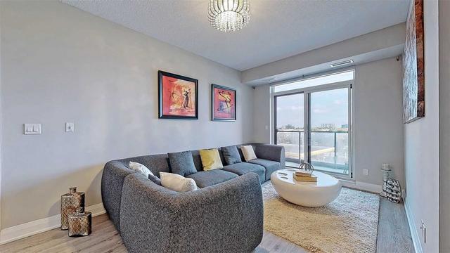 305 - 398 Highway 7 St E, Condo with 2 bedrooms, 2 bathrooms and 2 parking in Richmond Hill ON | Image 2