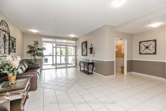 402 - 112 Simcoe Rd, Condo with 1 bedrooms, 1 bathrooms and 1 parking in Bradford West Gwillimbury ON | Image 24