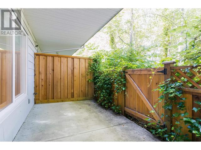 132 Shoreline Circle, House attached with 3 bedrooms, 3 bathrooms and 2 parking in Port Moody BC | Image 30