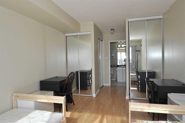 817 MB - 2550 Lawrence Ave E, Condo with 1 bedrooms, 1 bathrooms and null parking in Toronto ON | Image 6