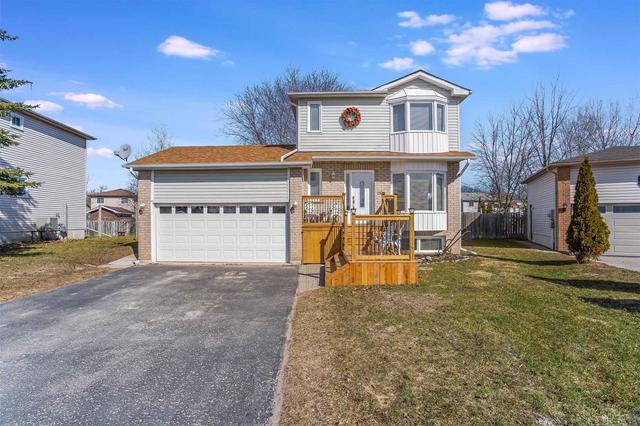2531 Lloyd St, House detached with 3 bedrooms, 3 bathrooms and 6 parking in Innisfil ON | Image 12