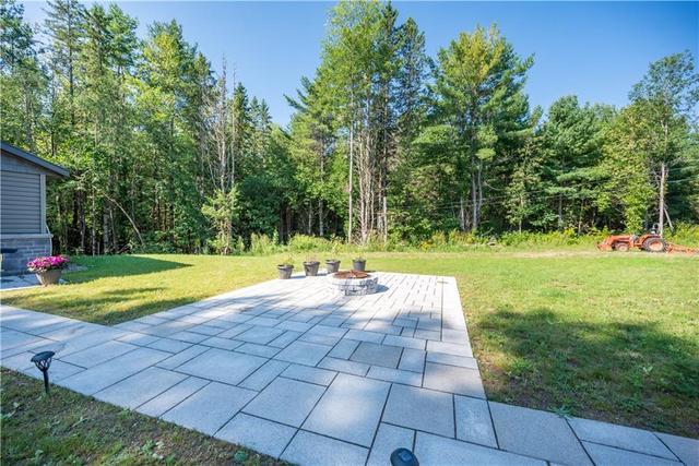 87 Brydges Road, House detached with 4 bedrooms, 3 bathrooms and 6 parking in Greater Madawaska ON | Image 24