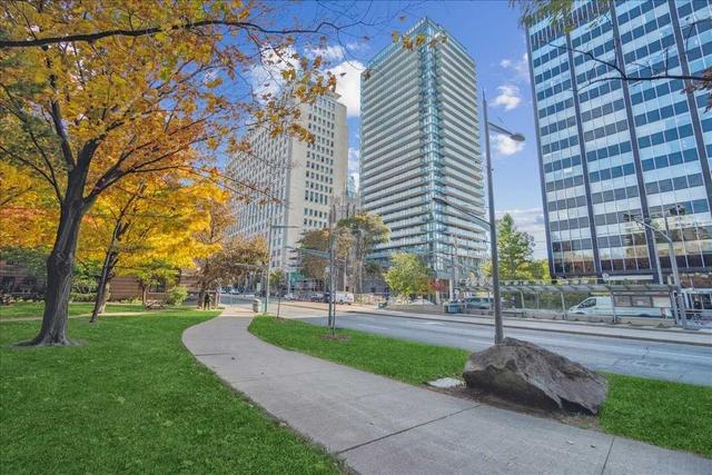 302 - 99 Foxbar Rd, Condo with 2 bedrooms, 2 bathrooms and 1 parking in Toronto ON | Image 23