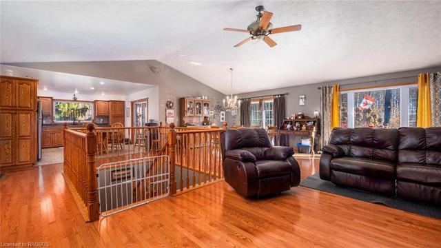 104 17 Concession, House detached with 4 bedrooms, 2 bathrooms and 12 parking in West Grey ON | Card Image